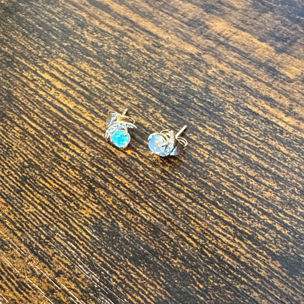 Zales gold and opal earring studs